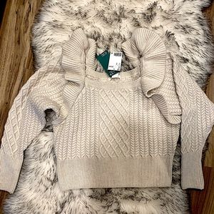 Cropped sweater - puffy shoulders